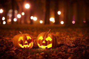 5 spooky dental history facts for Halloween.